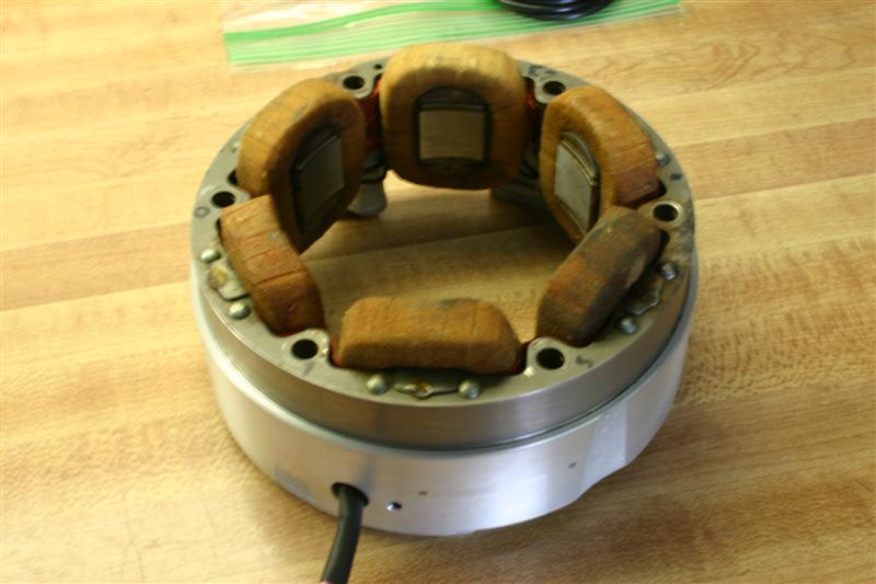 Honda 305 Stator 003 (Medium).jpg