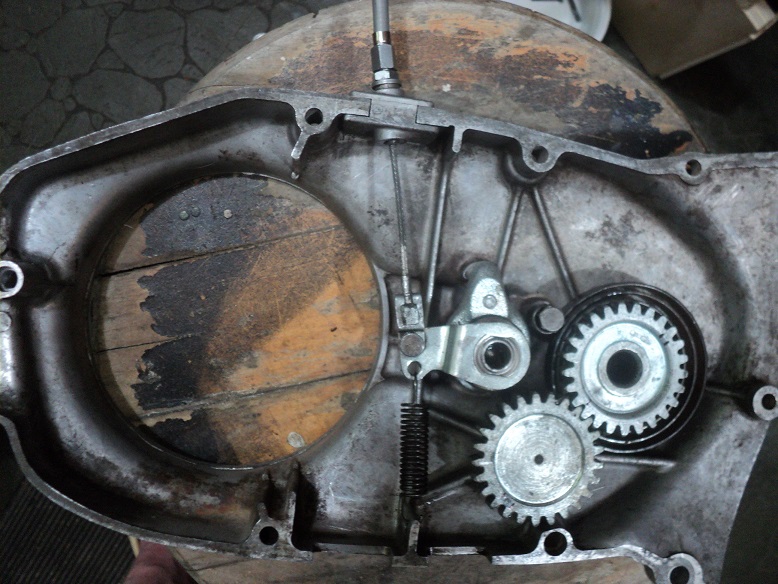 clutch mech 002.JPG