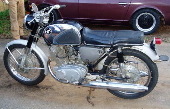 h305 - For Sale: 1967 CB77