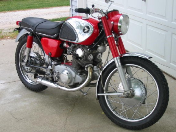 h305 - For Sale: 1967 CB77