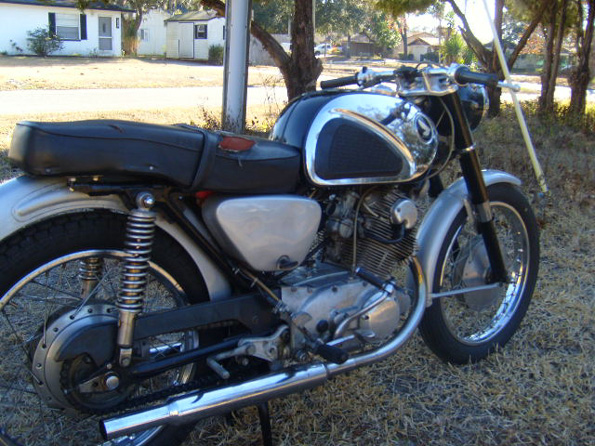 For Sale: 1966 Honda Superhawk CB77